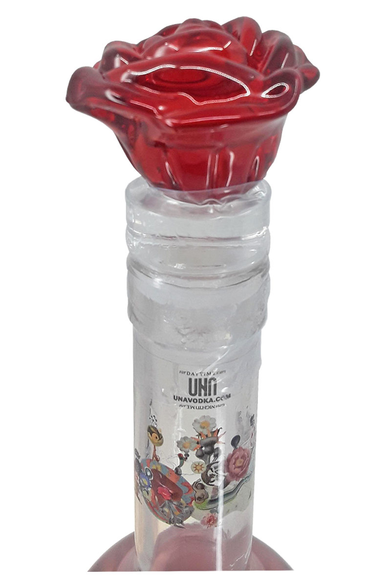 UNA Flower Infused Handmade Luxury Vodka 2